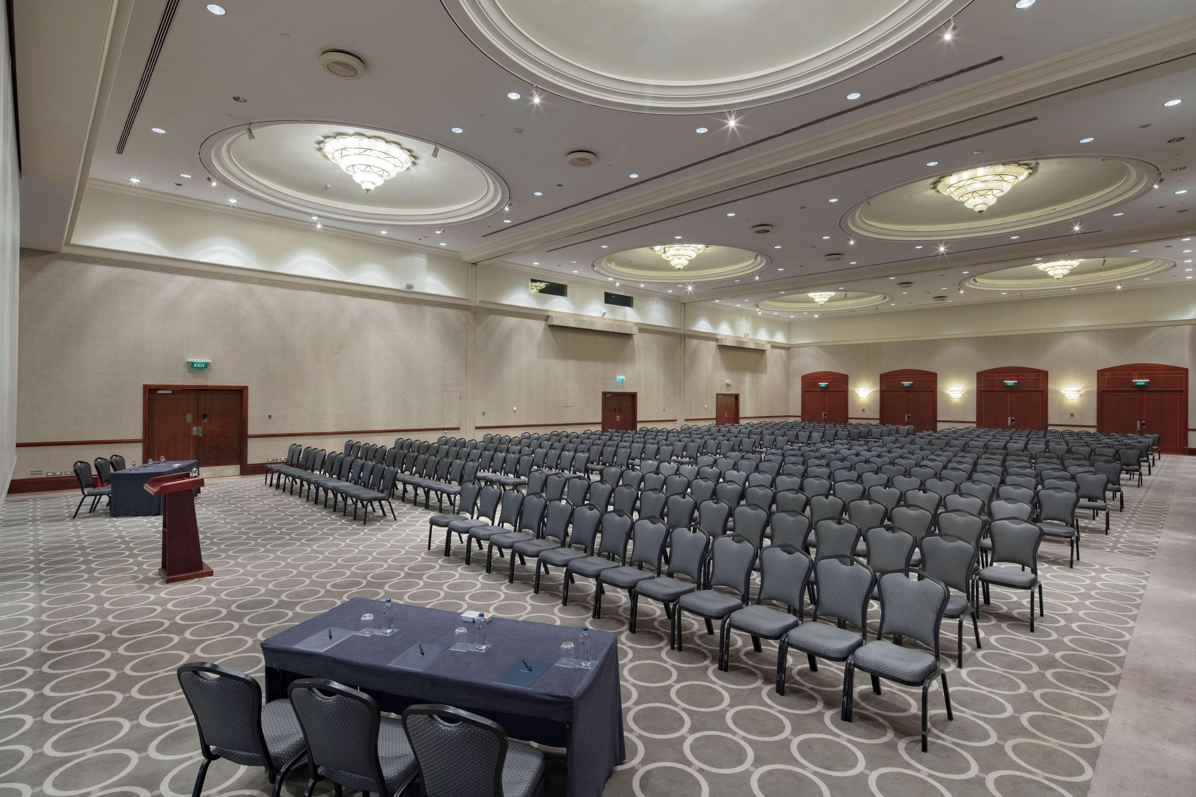 Adana Hiltonsa Hotel Экстерьер фото