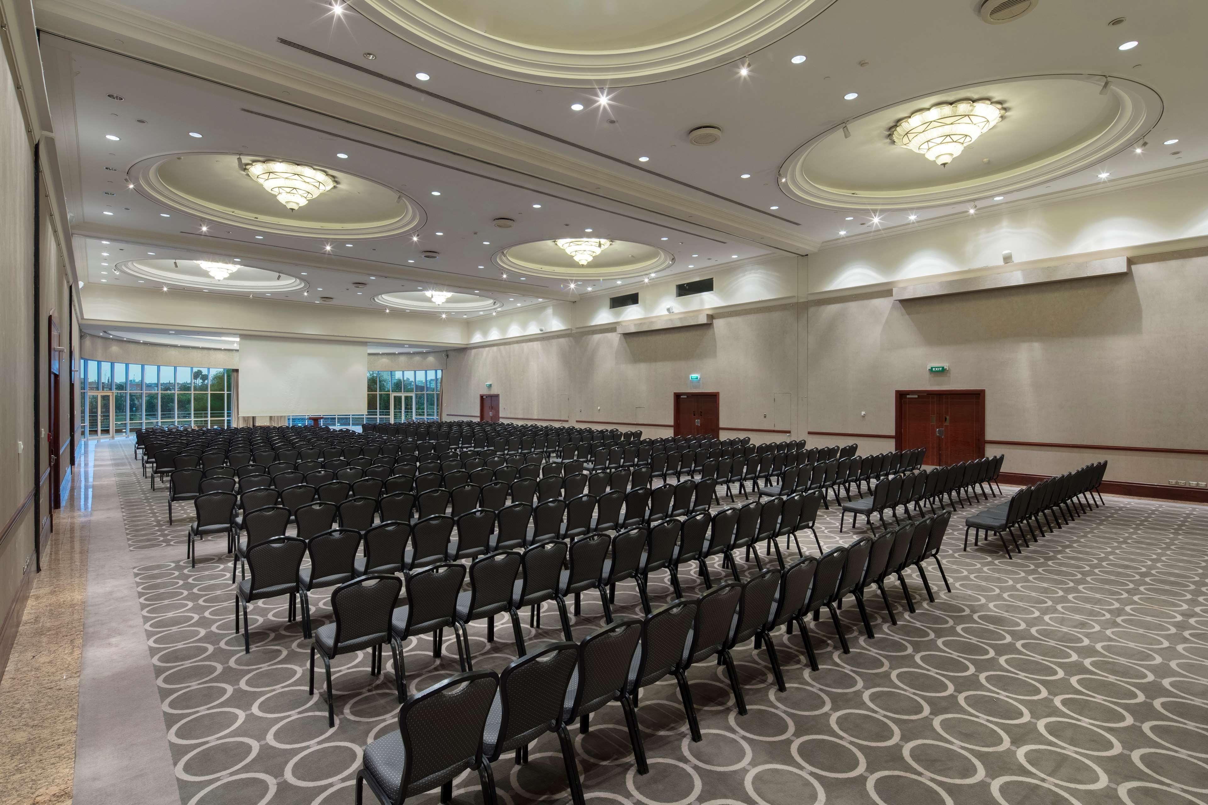 Adana Hiltonsa Hotel Экстерьер фото